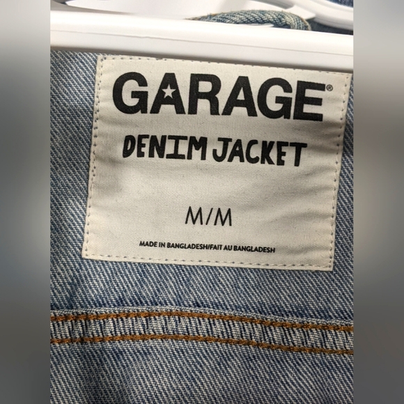 Distressed Jean Jacket - Garage - Picture 10 of 10